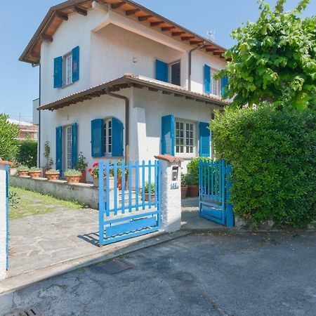 Maureen'S Beach House Forte dei Marmi Bagian luar foto